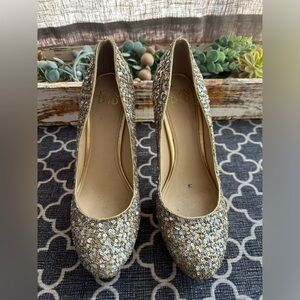 Joan David Elegant Gold Sequin Women's Shoes- size 8